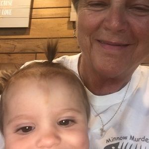 Meet your Posher, Vickie